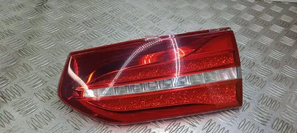 Mercedes-Benz E W213 Tailgate rear/tail lights 633000