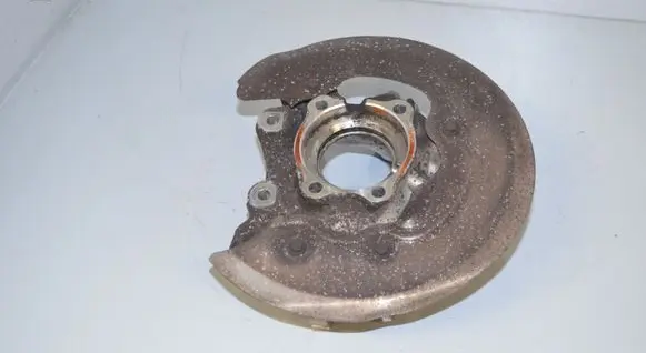 BMW 3 G20 G21 Rear wheel hub 6898480 33306898480 33306878622