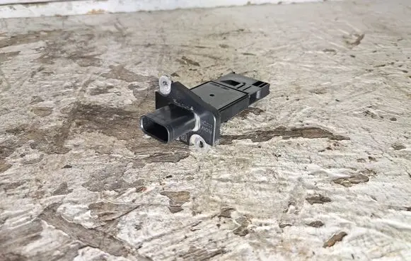 Dodge Nitro Mass air flow meter AFH70M49 AFH70M492920