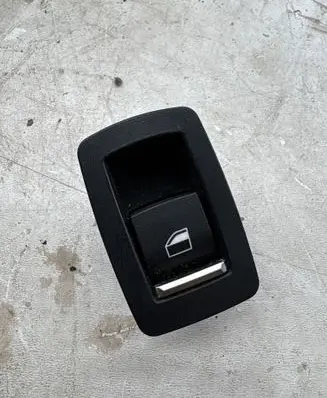 BMW X3 G01 Electric window control switch 9361936 28R04430