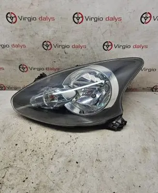 Toyota Aygo AB10 Headlight/headlamp