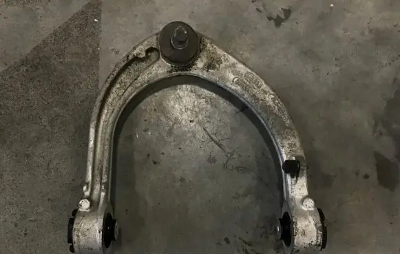 Land Rover Range Rover L405 Front upper control arm/wishbone PLA3084