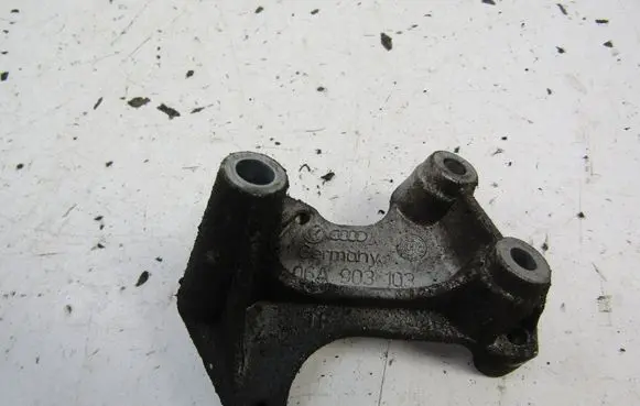 Skoda Octavia Mk2 (1Z) Other body part 06A903103