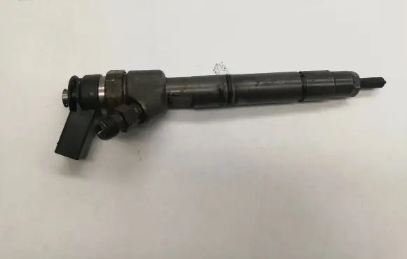Mercedes-Benz A W169 Fuel injector A6400700787