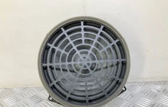 Audi A6 S6 C7 4G Front door speaker 4G2035415
