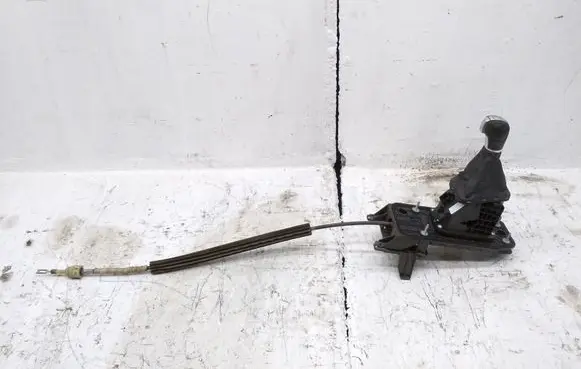 Seat Alhambra (Mk2) Gear shifter/selector 7N2713025K 5N0713061A