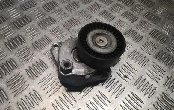 Mercedes-Benz C W203 Generator/alternator belt tensioner A2722000070 2722000070