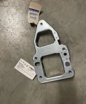 Chrysler Pacifica Front bumper cross member 68232972a