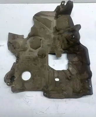 BMW X5 G05 Heat shield in engine bay 8587550