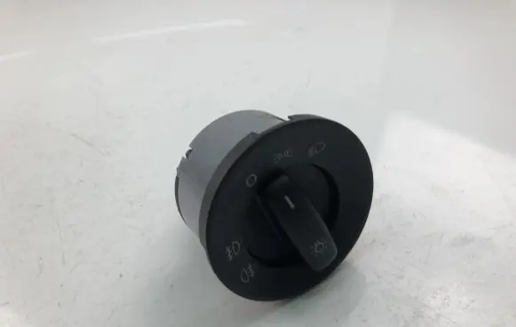 Skoda Octavia Mk2 (1Z) Light switch 1Z0941431K