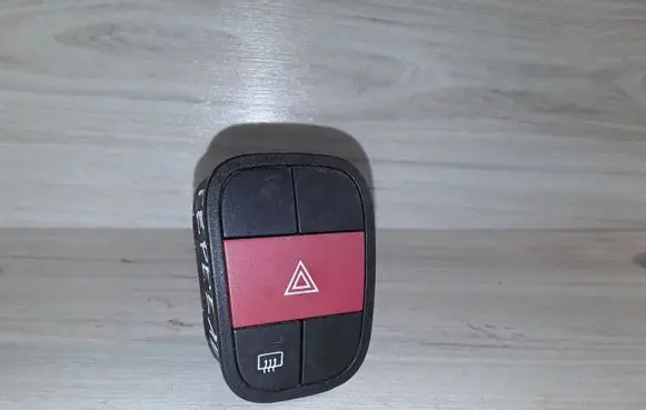 Peugeot Bipper Hazard light switch