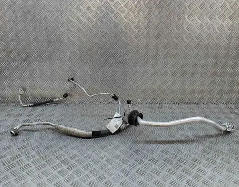 Porsche Macan (95B) Air conditioning (A/C) pipe/hose 95B260710D 8T0260707A
