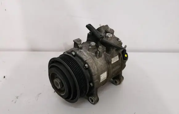 BMW X3 F25 Air conditioning (A/C) compressor (pump) 9216467
