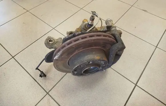 Peugeot Boxer Front wheel hub spindle knuckle 