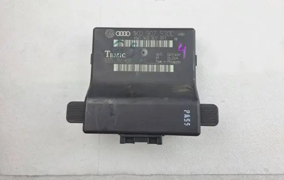 Volkswagen Golf V Gateway control module 1K0907530C 1K0907951