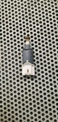 Renault Master III Brake pedal sensor switch 8200168238 5272N