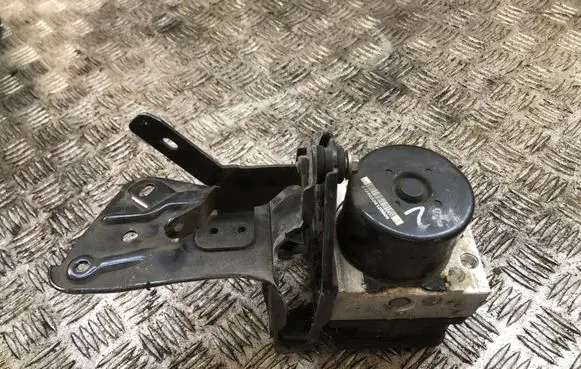 Volkswagen PASSAT B8 ABS Pump 1K0907379BE