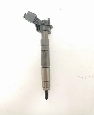 Mercedes-Benz C W204 Fuel injector A6420701387