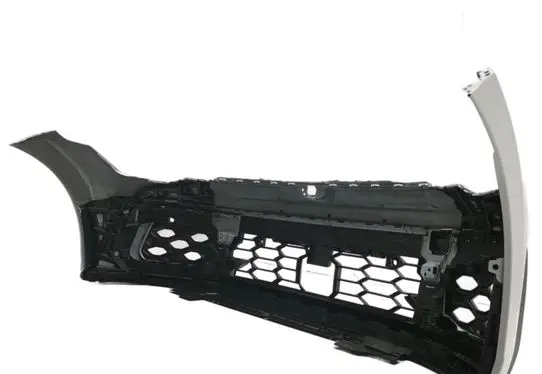 Volkswagen Golf V Front bumper 5H0807221AB