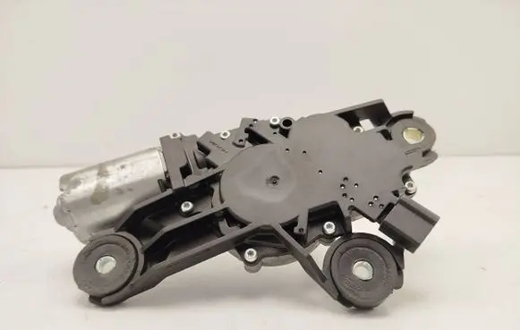 Mazda 3 I Rear window wiper motor 0390201588