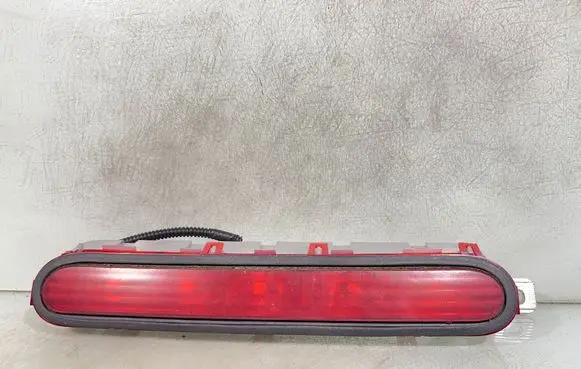 Toyota Corolla Verso AR10 Third/center stoplight 815700f011