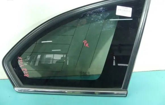 Chevrolet Captiva Rear side window IMPRK1324828
