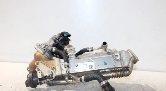 BMW 5 G30 G31 G38 EGR valve cooler 8580452 858045206