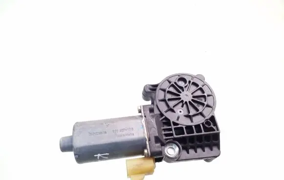 Mercedes-Benz ML W163 Front door window regulator motor 6004PA1032 990407100