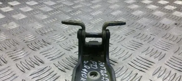 Opel Antara Front door lower hinge 