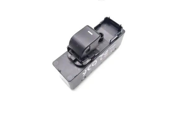 Mazda 6 Electric window control switch CKL166380A