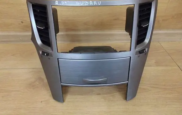 Subaru Forester SJ Dash center air vent grill 66120AJ030