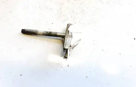 Renault Laguna III Fuel Injector clamp holder 