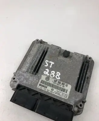 Audi A5 8T 8F Engine control unit/module ECU 06F906056AD 0261S02094