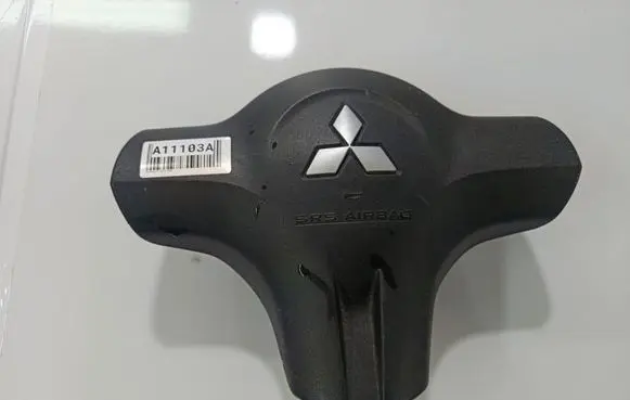 Mitsubishi Colt Steering wheel airbag 0149520416611178