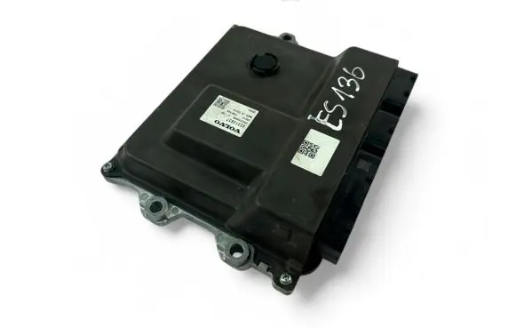 Volvo XC90 Engine control unit/module ECU 32313937