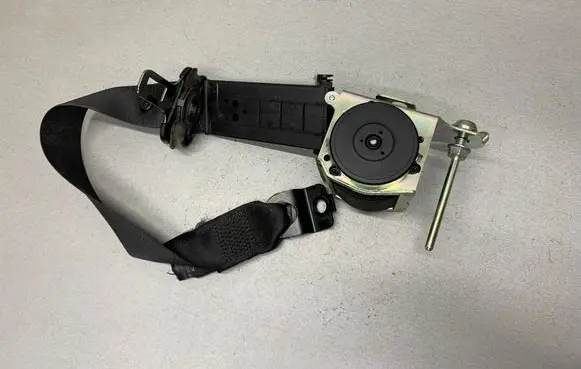 Opel Meriva A Front seatbelt 60863856 604512200