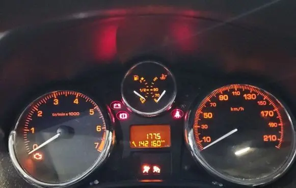 Peugeot 207 Speedometer (instrument cluster) 9666132480 IMPRK1416556