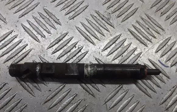 Nissan Micra Fuel injectors set 8200567290