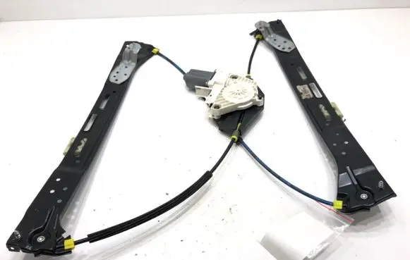 Seat Alhambra (Mk2) Front door window regulator with motor