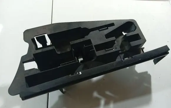 Audi A6 S6 C6 4F Spare wheel section trim 4F5012111