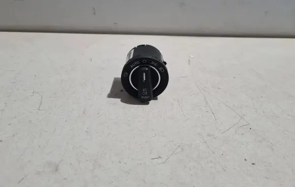 Light switch
