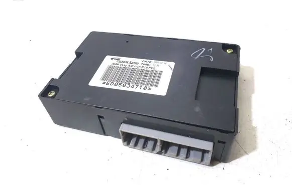Nissan Primera Air conditioning/heating control unit ED05034710