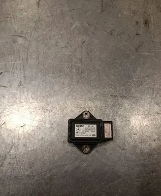 Mercedes-Benz E W211 ESP acceleration yaw rate sensor A0025426618 0265005246 001696302220