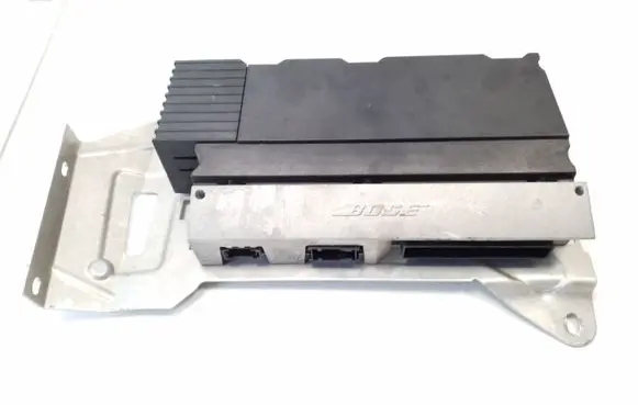 Audi A8 S8 D3 4E Sound amplifier 4E0910223P