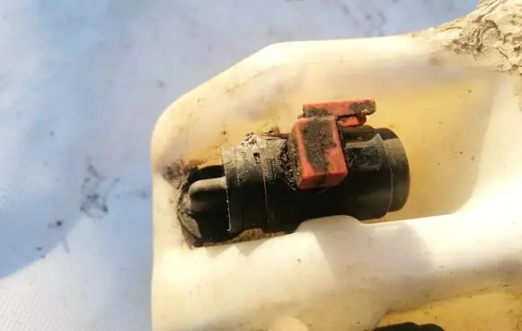 Rover 414 - 416 - 420 Windscreen/windshield washer pump 
