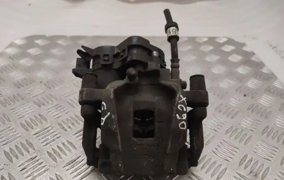 Volvo XC90 Rear brake caliper 31687555