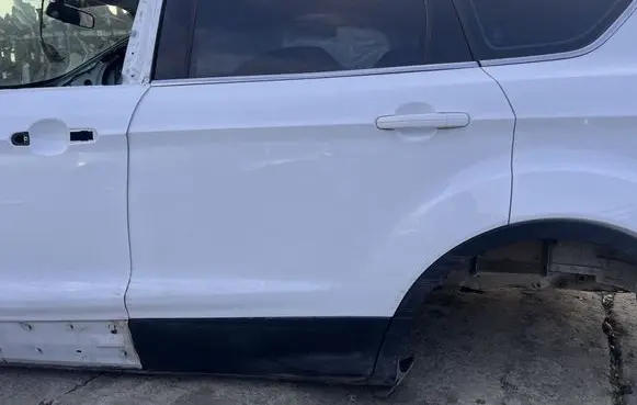 Ford Kuga II Rear door 