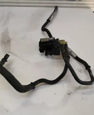 Renault Megane IV Turbo solenoid valve 210706192 190213A