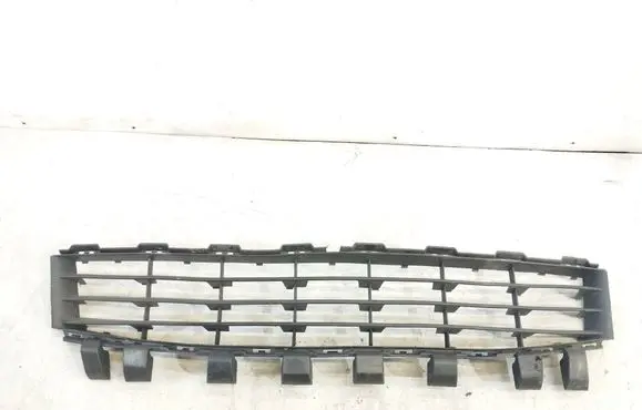 Renault Megane II Front bumper lower grill 8200412379
