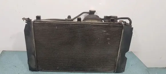 Toyota Corolla E120 E130 Coolant radiator